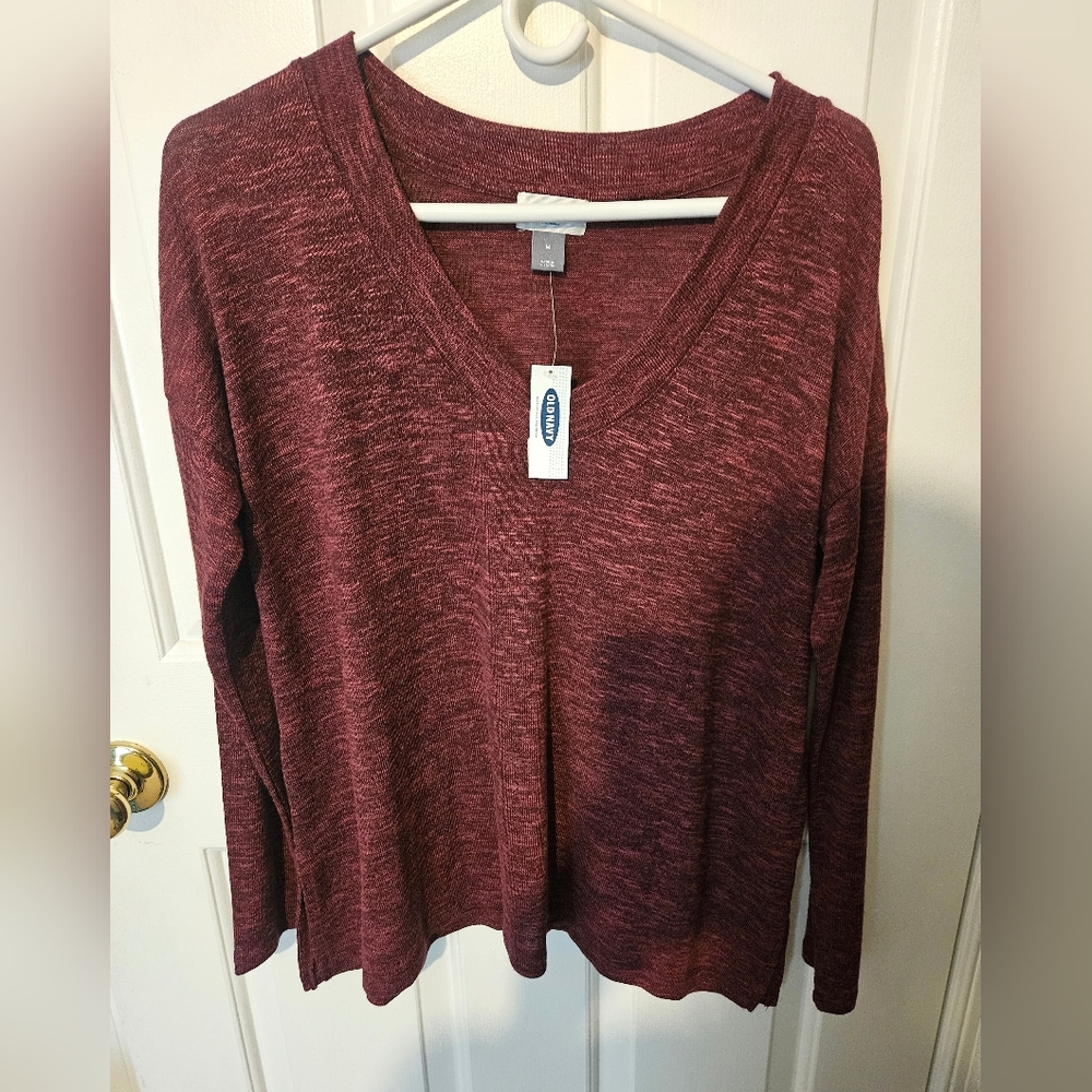 Old Navy Women's Maroon V-Neck Top